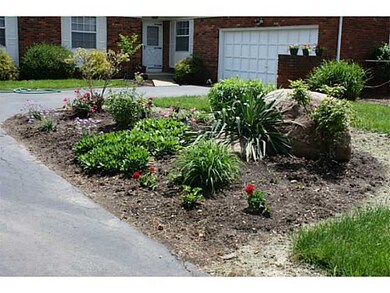 1237 Slade Ave, Columbus, OH 43235 - photo 2