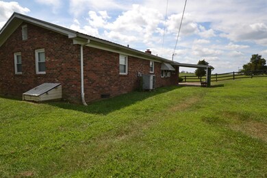 1445 Vanarsdall Rd, Harrodsburg, KY 40330 - photo 6