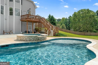 INGROUND SALTWATER POOL!!