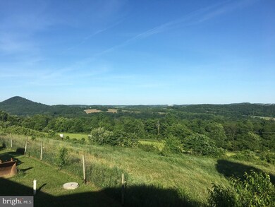 188 Skyhollow Dr, Lenhartsville, PA 19534 - photo 5