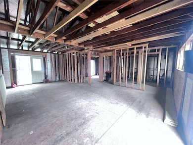 527 E Main St, Lewisville, TX 75057 - photo 5