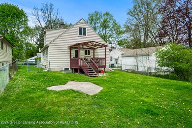 1724 Melrose East Lansing MI-104
