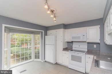 655 N Armistead St, Alexandria, VA 22312 - photo 5