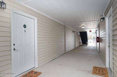 2808-108 Bloomfield 2