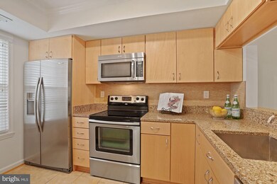 4511 28th Rd S unit 53, Arlington, VA 22206 - photo 4