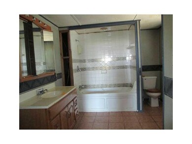 Master Bath/Spa.