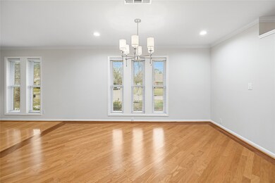 1031 Chamboard Ln, Houston, TX 77018 - photo 6