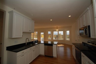 6 Savoie St unit 20, Bedford, NH 03110 - photo 4