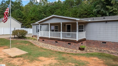 709 Hunts Bridge Rd, Easley, SC 29640 - photo 3
