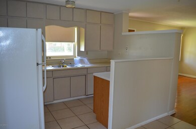 5305 Eulace Rd unit D, Jacksonville, FL 32210 - photo 6