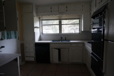 906 Bordeau Ave W, Jacksonville, FL 32211 - photo 3