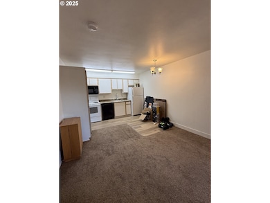 10345 NE Clackamas St unit 22, Portland, OR 97220 - photo 2