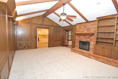 2316 Chapel Hill Ct, Bartlesville, OK 74006 - photo 4