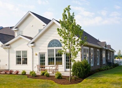 4558 Capital Dr unit 147, Center Valley, PA 18034 - photo 6