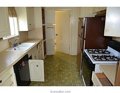 1400 Laura Ln unit CS, College Station, TX 77840 - photo 6