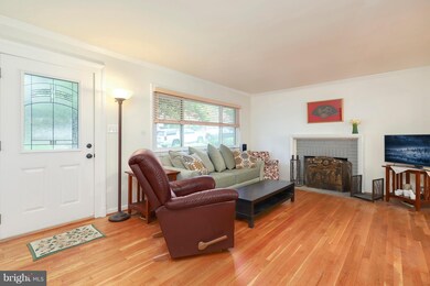 908 Luray Place, Hyattsville, MD 20783 - photo 3