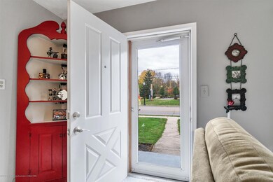 07-4385 Holt Rd.-WindowStill-Real-E