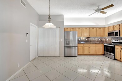 9803 Boca Gardens Cir N unit D, Boca Raton, FL 33496 - photo 5