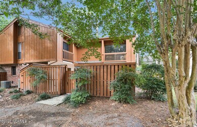 2100AlbertCircle-02