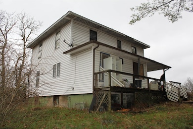 112 Lost Ln, Camden-On-gauley, WV 26208 - photo 5