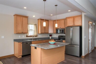 205 Ridge View Dr, West Branch, IA 52358 - photo 6