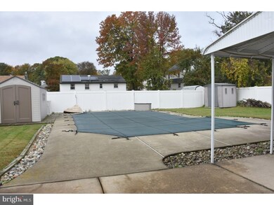 305 Maple Ave, Gloucester City, NJ 08030 - photo 2