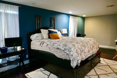 543 County Road 5781, Castroville, TX 78009 - photo 7