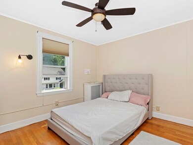 275 Walnut St unit 2, Wellesley Hills, MA 02481 - photo 6