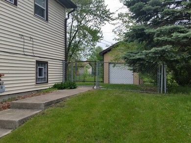 18961 Birch Ave, Country Club Hills, IL 60478 - photo 2