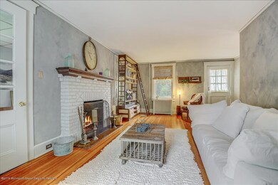 Living Room-2