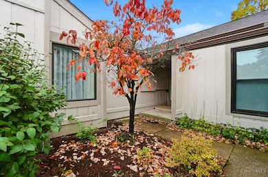 8113 Timbertree Way unit 2, West Chester, OH 45069 - photo 3