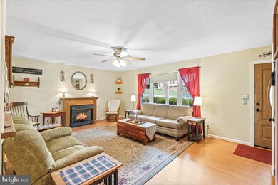 321 Maden St, Fredericksburg, VA 22407 - photo 4