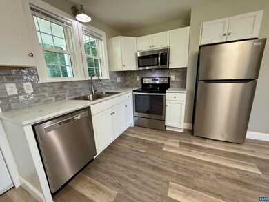 756 N Augusta Ave, Waynesboro, VA 22980 - photo 4