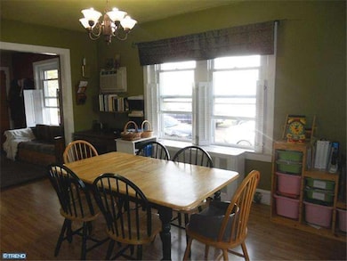 123 N Towamencin Ave, Lansdale, PA 19446 - photo 7