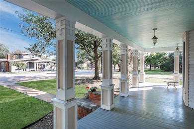 501 N College St, McKinney, TX 75069 - photo 4