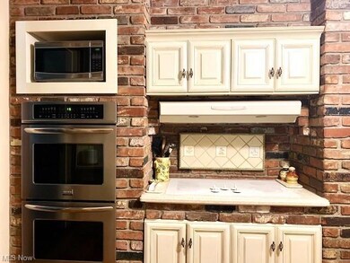 7707 Main St, Olmsted Falls, OH 44138 - photo 7