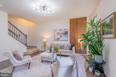 43376 Town Gate Square, Chantilly, VA 20152 - photo 4