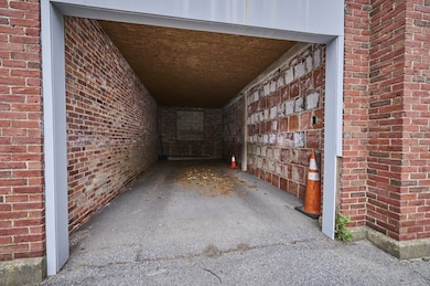 52 Babcock St unit 6, Brookline, MA 02446 - photo 3