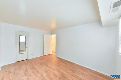1215 Wertland St unit VARIOUS UNITS AVAILA, Charlottesville, VA 22903 - photo 4