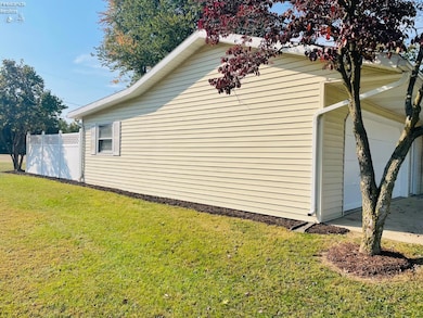 4201 Fox Ave, Clyde, OH 43410 - photo 3