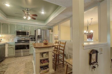 Little breakfast nook area