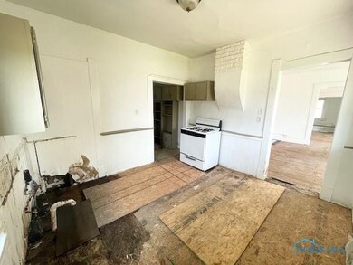 522 Oswald St, Toledo, OH 43605 - photo 6