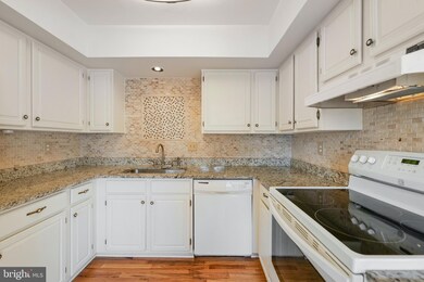 18819 Coral Grove Terrace, Germantown, MD 20874 - photo 7