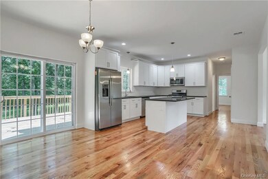 31 Sawyer Way, Wallkill, NY 12589 - photo 7