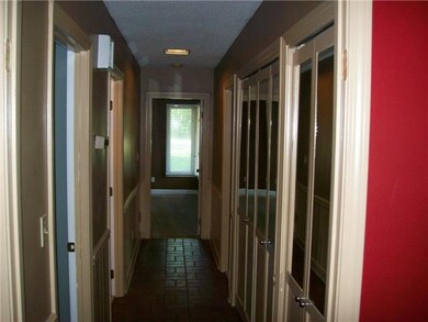 1313 Wesley St, Shelbyville, TN 37160 - photo 7