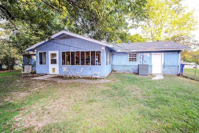 1317 Fairlane Dr, Conway, AR 72034 - photo 4