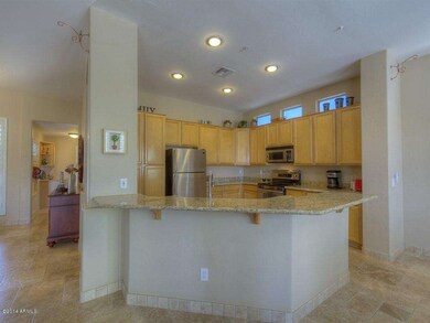 Maple Cabs & Stainless Steel Appliances