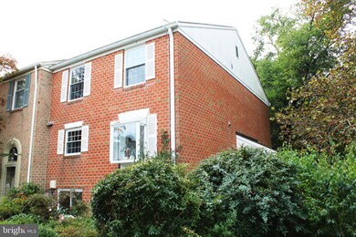 10628 High Beam Ct, Columbia, MD 21044 - photo 2