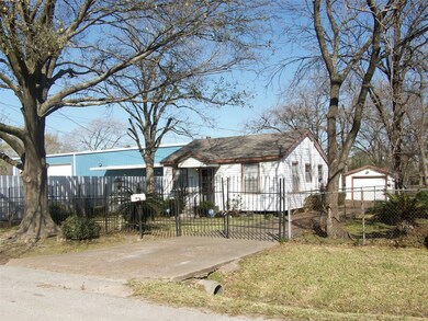 3303 Penn St, Houston, TX 77093 - photo 3