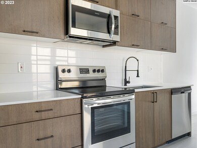 7176 N Reno Ave, Portland, OR 97203 - photo 6